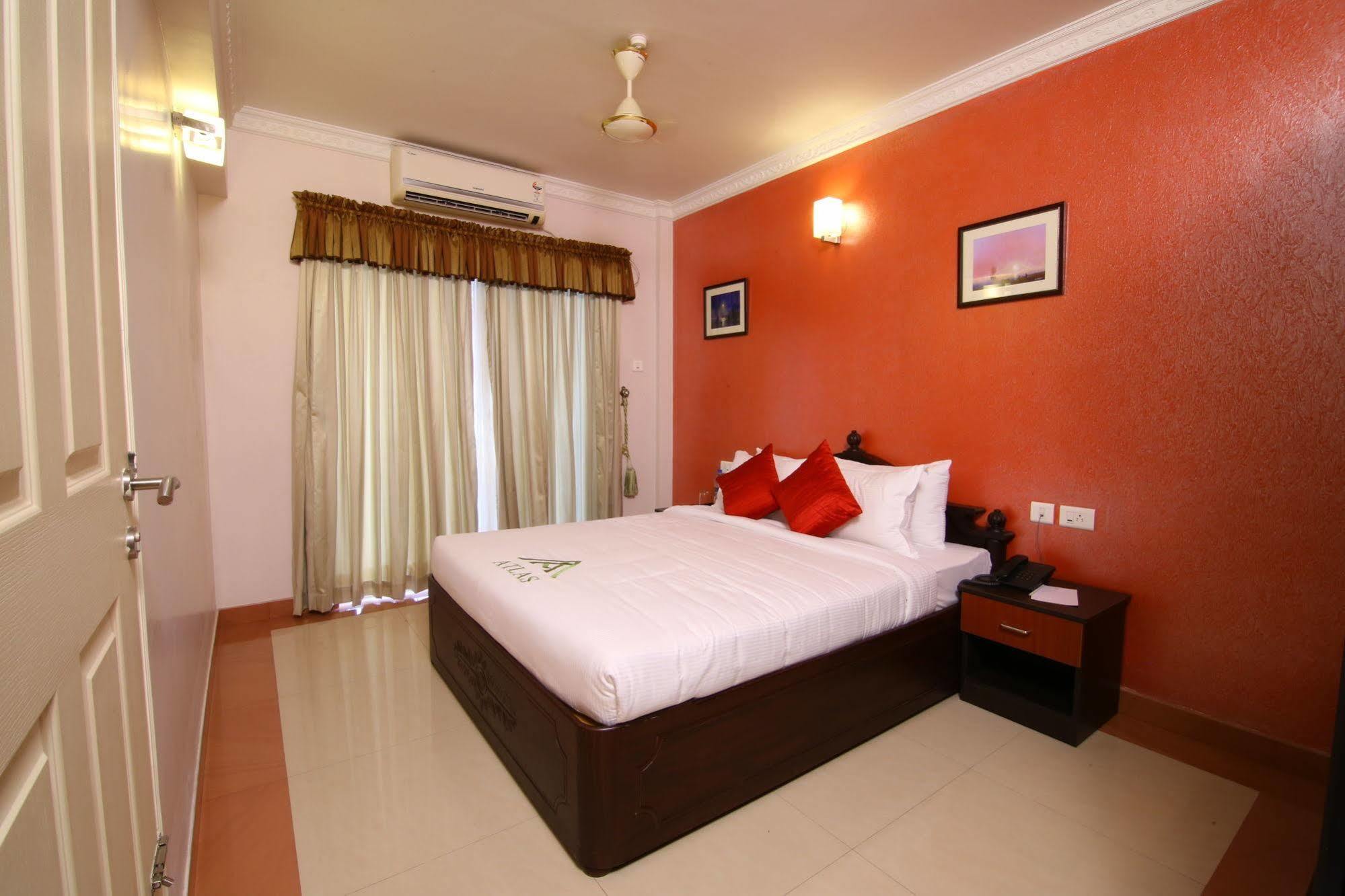 Atlas Airport Hotel Apartment Nedumbassery Exterior foto